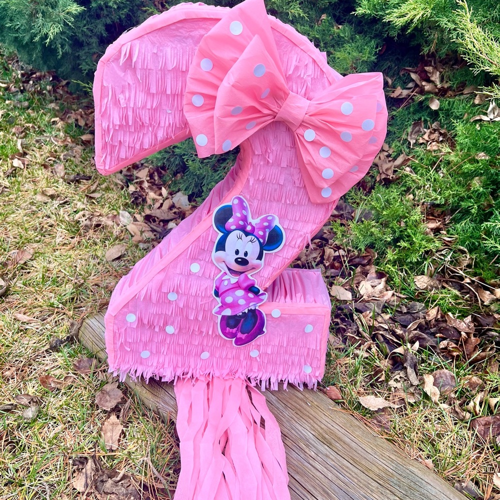 Pink Minnie Mouse Number 2 Piñata